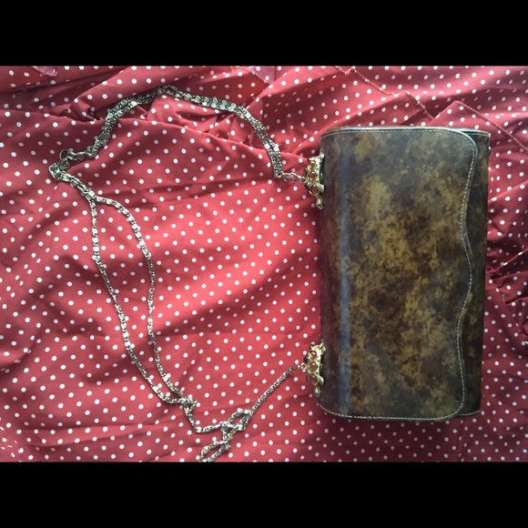 Vintage purse w/turtle detail - Picture 2 of 15